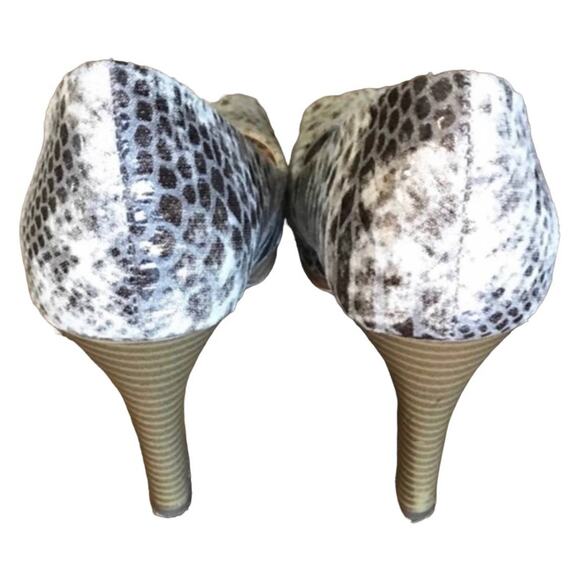 Snake Print Peep Toe Pumps Heels sz 8 Old Navy - Picture 3 of 5
